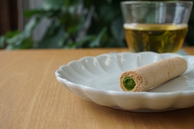 丸久小山園の抹茶クリームロール <br>Mattcha cream roll of Marukyu-Koyamaen