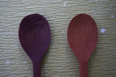 木のスプーンの手入れ <br>Treatment of a wooden spoon
