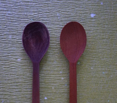 木のスプーンの手入れ <br>Treatment of a wooden spoon