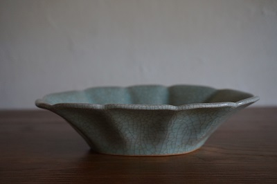 石黒剛一郎さんの輪花だ円鉢 <br>flower-shaped oval bowl by Goichiro ISHIGURO