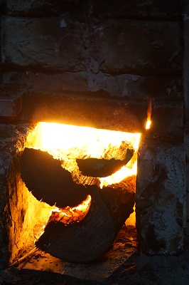 備前焼作家星正幸さんの窯焚き <br>Firing kiln by Masayuki HOSHI